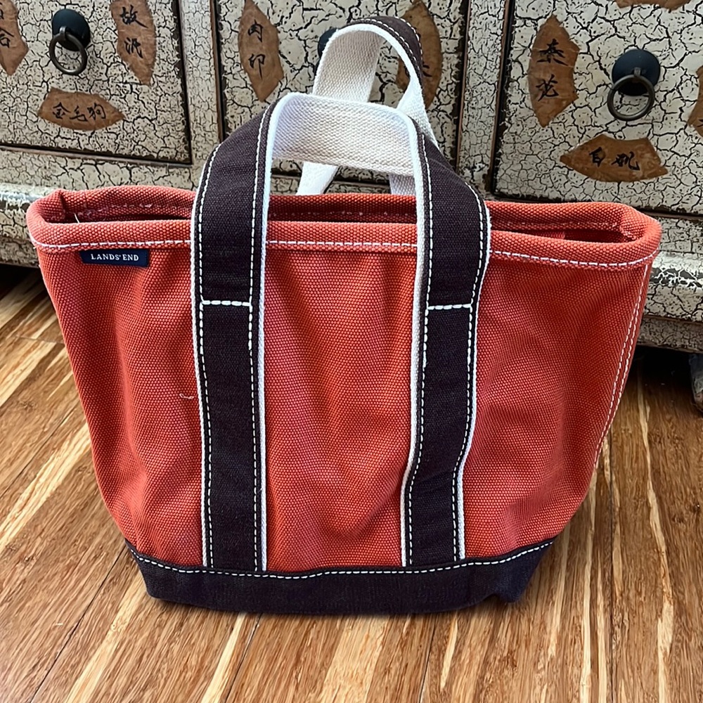 Like new Lands’ End small canvas tote